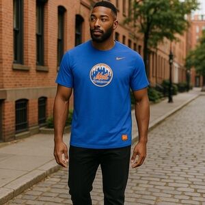 The Nike Tee Royal Blue Mets Short Sleeve Shirt Size XL Athletic Cut